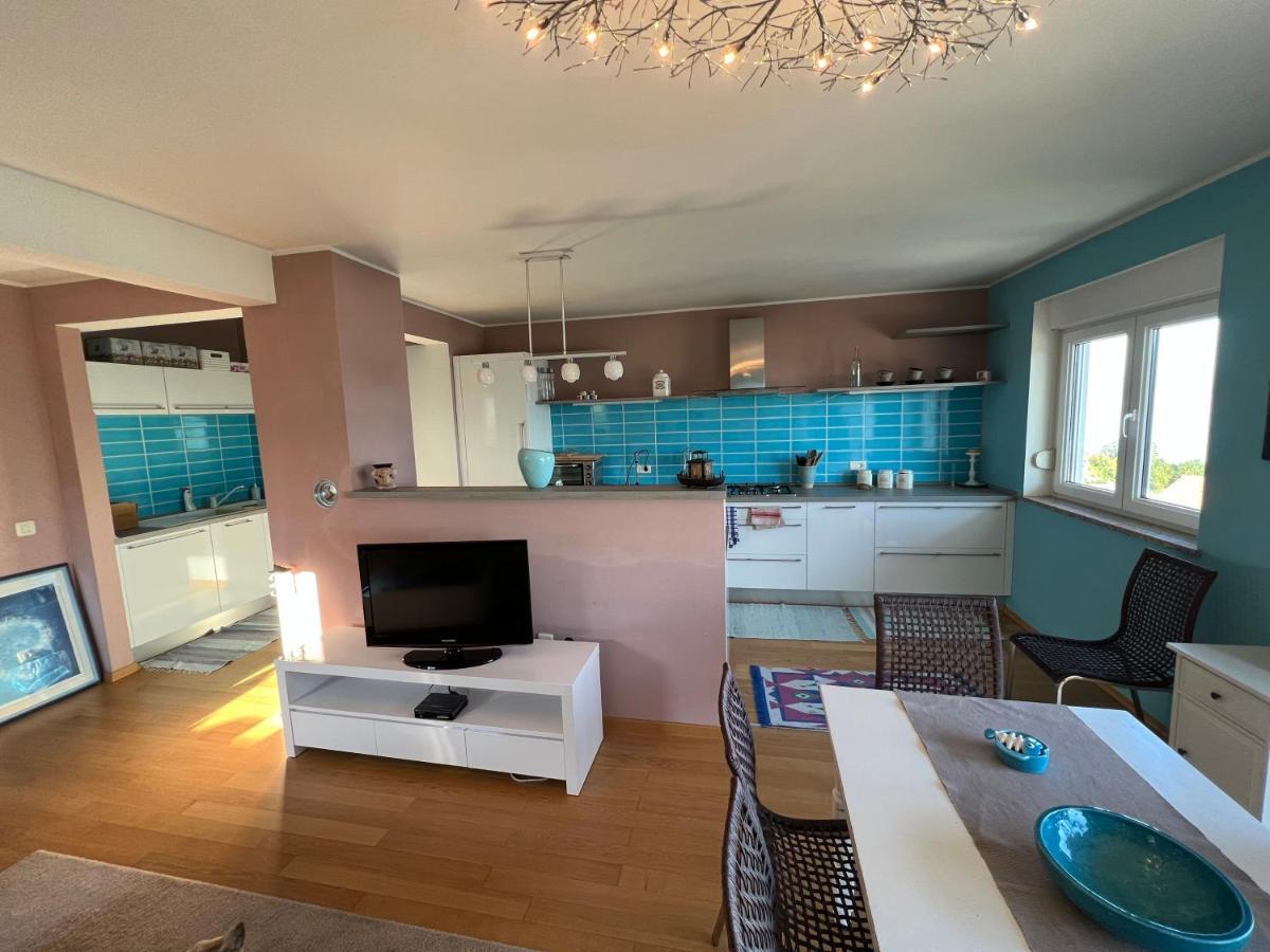 Panoramic Apartment Sea View And Pool Opatija Ičići Kültér fotó