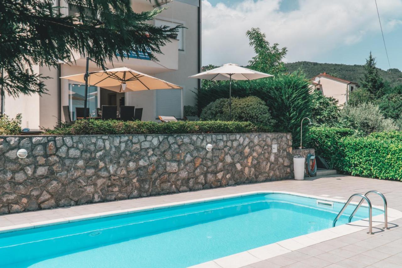 Panoramic Apartment Sea View And Pool Opatija Ičići Kültér fotó